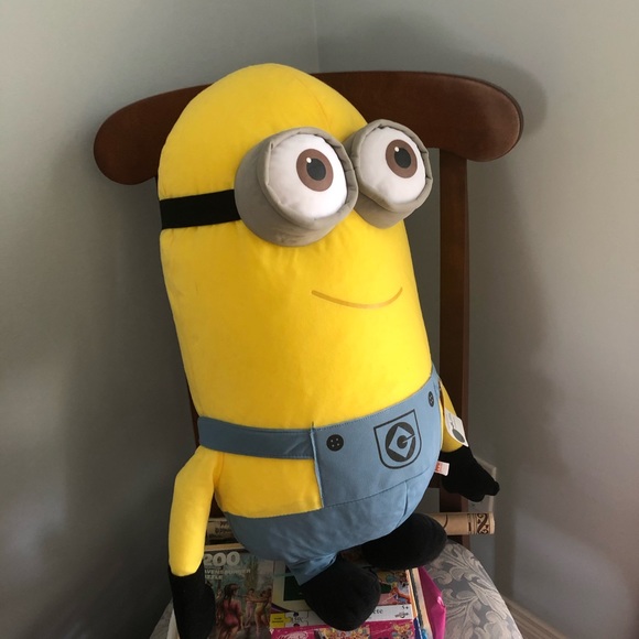 NWT large plush minion toy - Picture 4 of 5